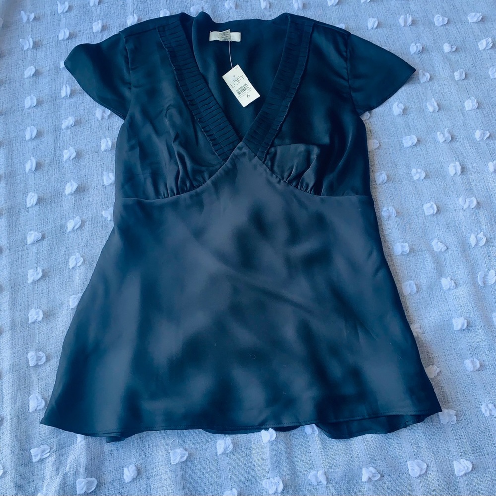 Ann Taylor Loft Black Top NWT Size 6